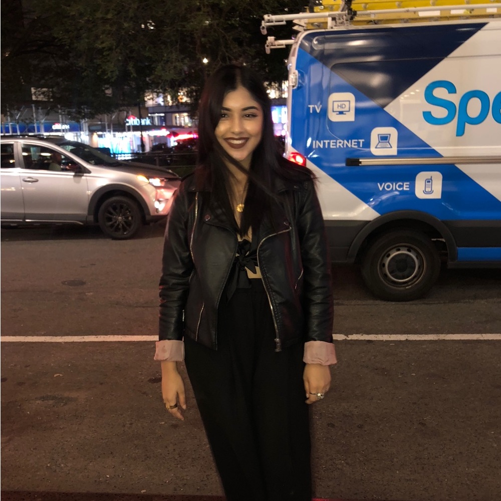 Meet your Posher, Sanjeda